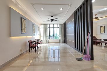 Palm Gardens Condominium