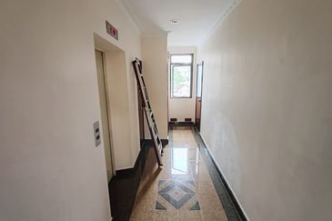 Palm Gardens Condominium