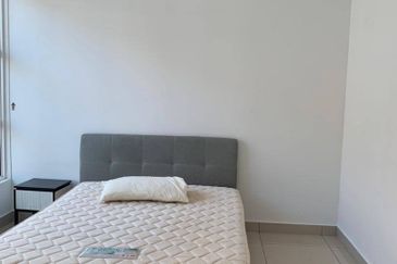 The Pinnacles (Pinnacle Tower)