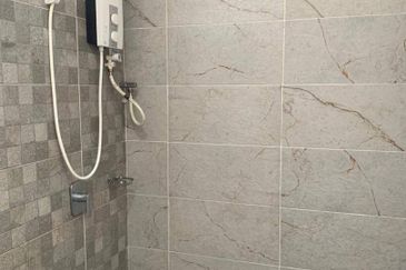 The Pinnacles (Pinnacle Tower)