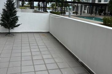 The Platino Serviced Apartment