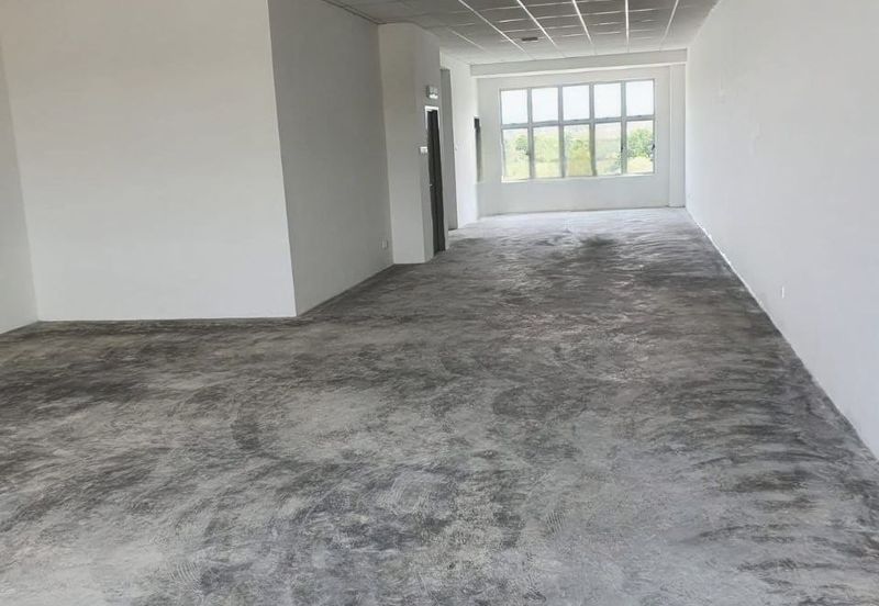 Summit Commercial Hub