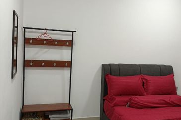 SKS Habitat Apartment, Larkin