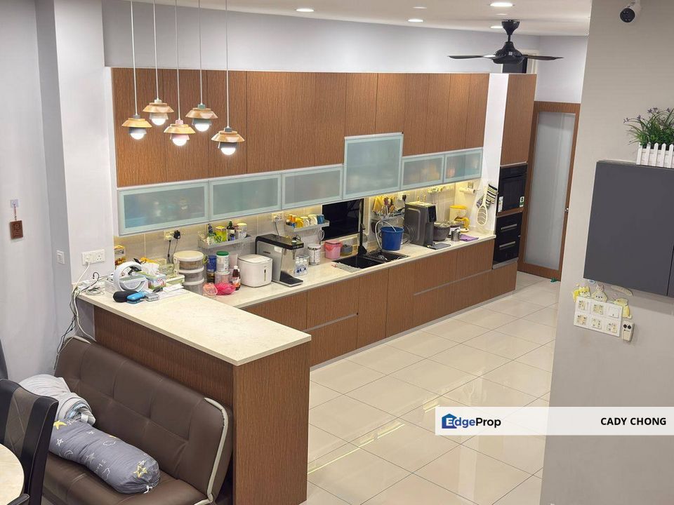 Bandar Cemerlang 3 Storey Cluster House Fully Furnished & Renovated Unit For Sale, Johor, Ulu Tiram