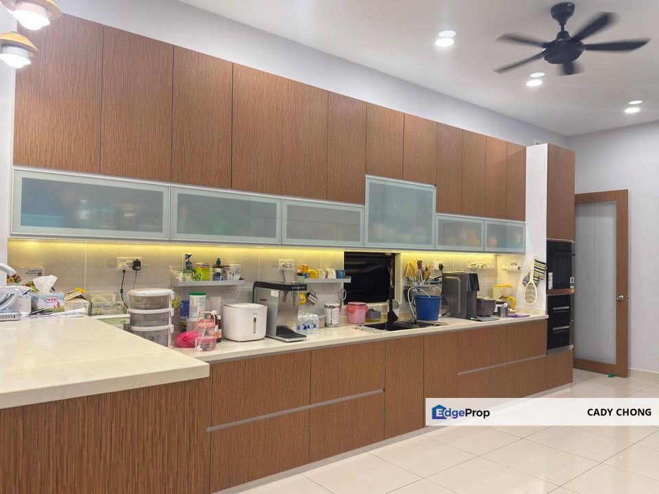 Bandar Cemerlang 3 Storey Cluster House Fully Furnished & Renovated Unit For Sale, Johor, Ulu Tiram
