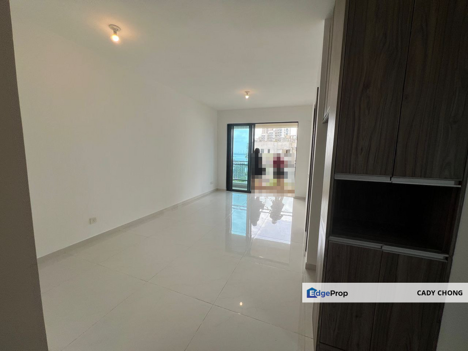 Regalia Park @ Forest City Service Apartment High Floor Unit For Sale, Johor, 