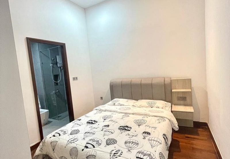 Paragon Suites @ CIQ