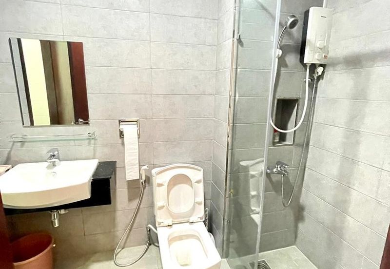 Paragon Suites @ CIQ