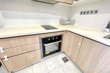 Paragon Suites @ CIQ