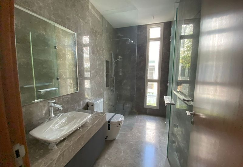 Emerald Bay @ Puteri harbour