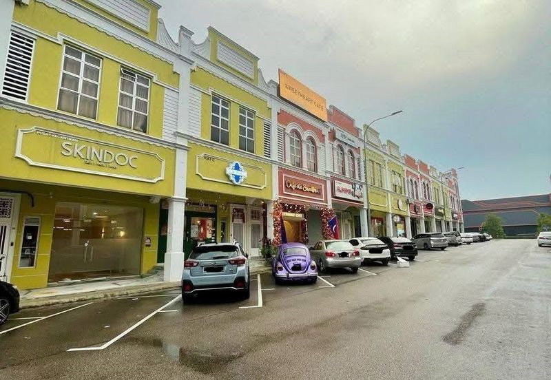 Taman Mount Austin Commercial