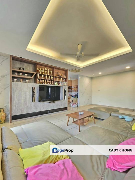 Taman Gaya Double Storey Cluster House Fully Renovated Unit For Sale, Johor, Ulu Tiram