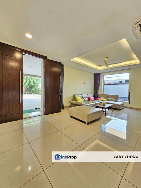 Taman Gaya Double Storey Cluster House Fully Renovated Unit For Sale, Johor, Ulu Tiram