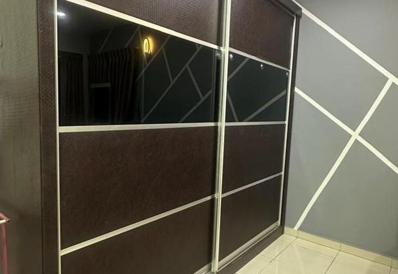 Bangunan Duta Impian (The Embassy Suites)