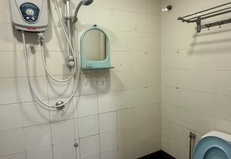 Bangunan Duta Impian (The Embassy Suites)