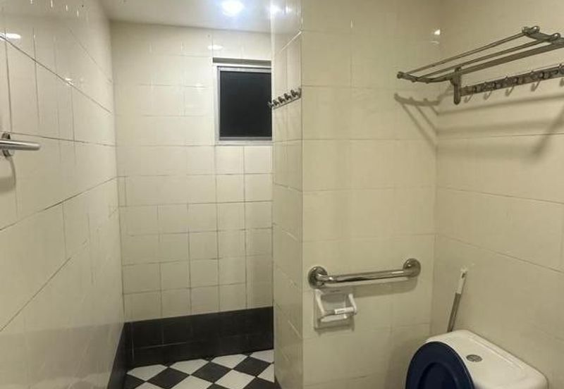 Bangunan Duta Impian (The Embassy Suites)