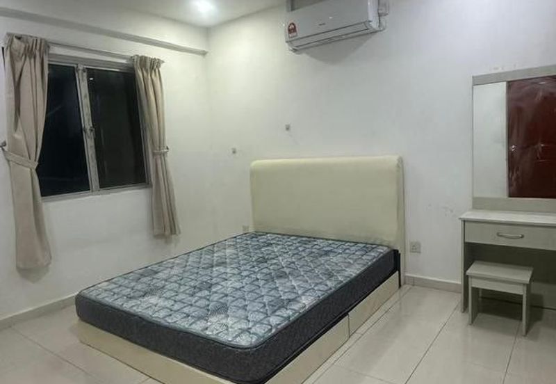 Bangunan Duta Impian (The Embassy Suites)