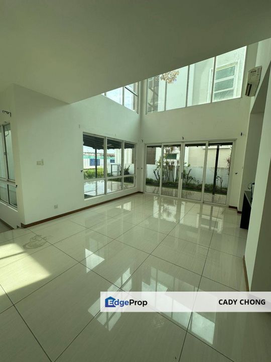 Isola Villa @ Senibong Cove 3 Storey Bungalow House End Lot For Sale, Johor, Masai