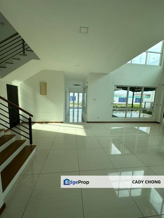 Isola Villa @ Senibong Cove 3 Storey Bungalow House End Lot For Sale, Johor, Masai