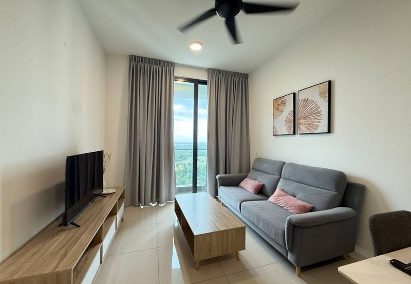 The M @ Medini Macrolink