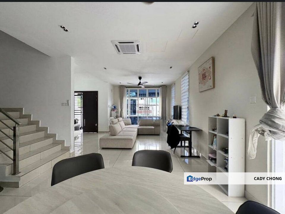 Bestari Hills @ Bestari Indah Double Storey Cluster House Fully Renovated & Fully Furnished Unit For Sale, Johor, Ulu Tiram