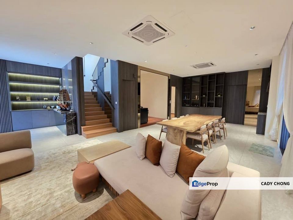 Arista @ Taman Gaya Double Storey Semi-D Fully Renovated Unit For Sale, Johor, Ulu Tiram