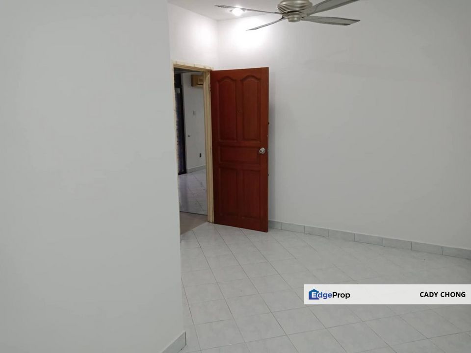 Sri Pulai Perdana Double Storey Terrace House End Lot For Sale, Johor, Skudai