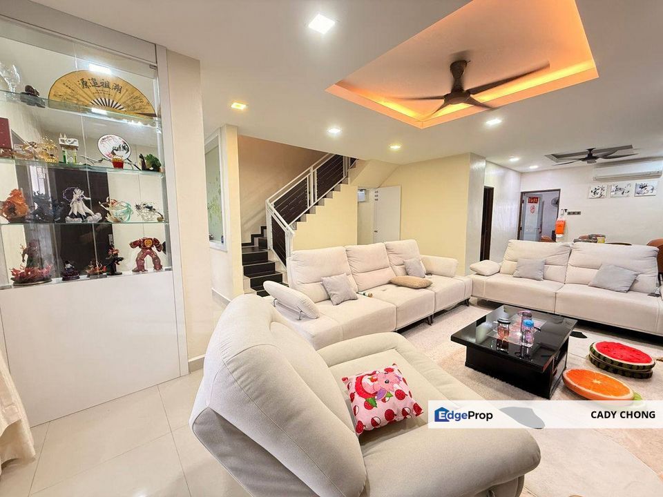 Skudai Baru Double Storey Terrace House Fully Renovated Unit For Sale, Johor, Skudai