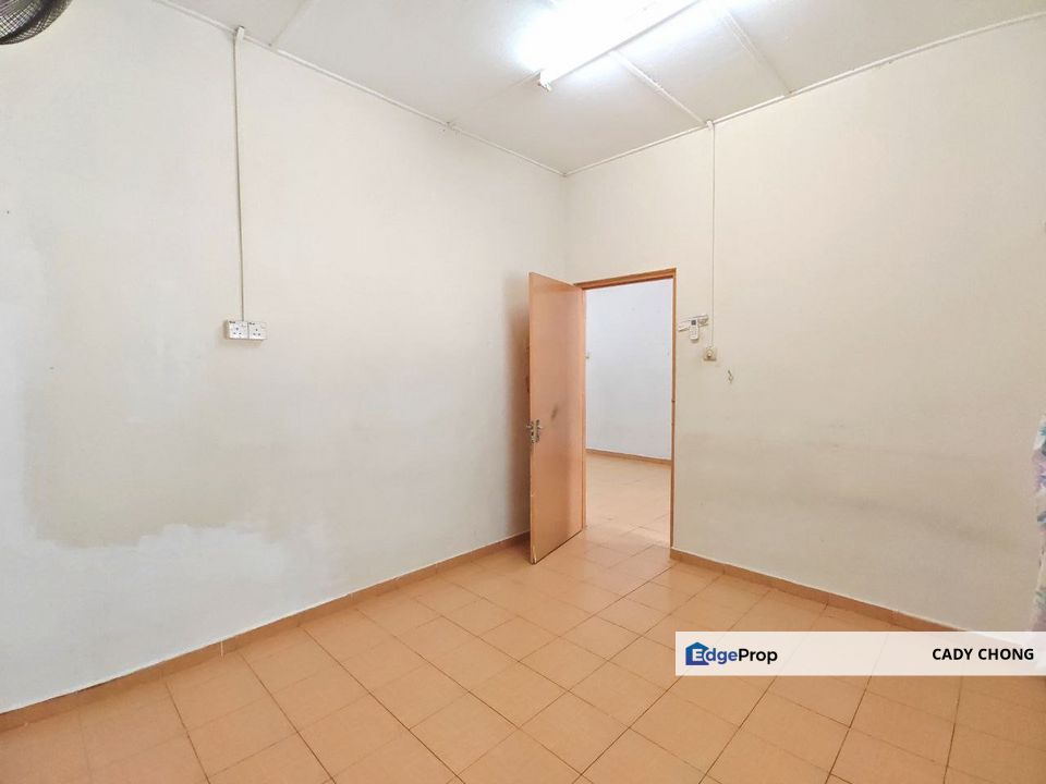 JB Town Taman Abad Single Storey Terrace House, Johor, Johor Bahru