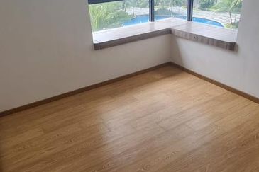 Baypoint @ Country Garden Danga Bay