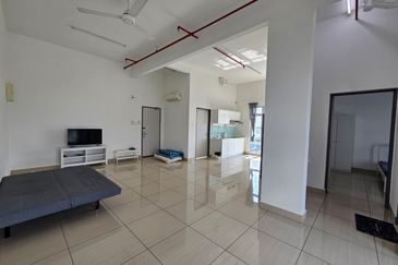 MANHATTAN @ Austin Heights