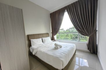 Dedaun Hijau (Greenfield Regency)