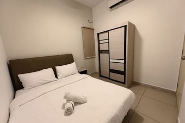 Dedaun Hijau (Greenfield Regency)