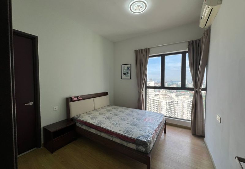 Bay Laurel @ Country Garden Danga Bay