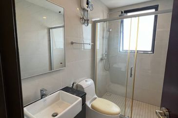 Bay Laurel @ Country Garden Danga Bay