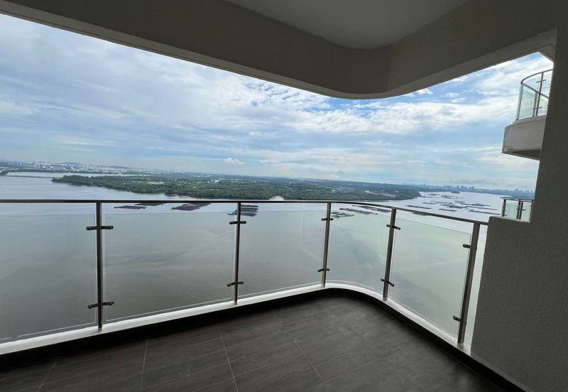 Bay Laurel @ Country Garden Danga Bay