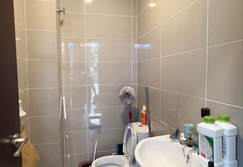 Horizon Hills Double Storey Terrace Corner Lot Fully Furnished & Renovated Unit For Sale