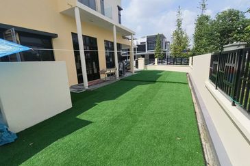 Horizon Hills Double Storey Terrace Corner Lot Fully Furnished & Renovated Unit For Sale