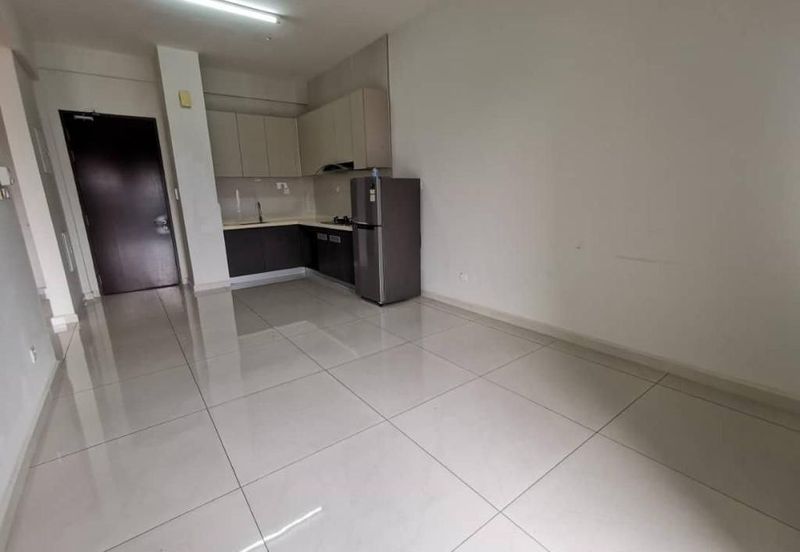 Baypoint @ Country Garden Danga Bay