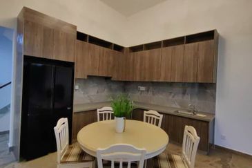 Forest City Golf Resort, Gelang Petah