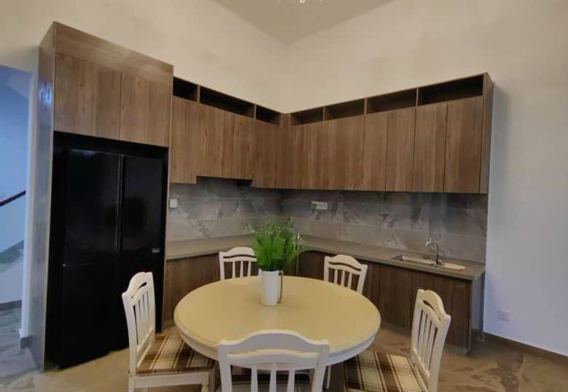 Forest City Golf Resort, Gelang Petah