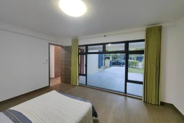 Forest City Golf Resort, Gelang Petah