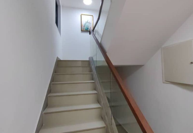 Forest City Golf Resort, Gelang Petah