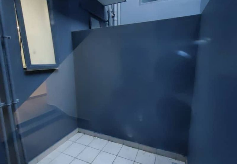 Forest City Golf Resort, Gelang Petah