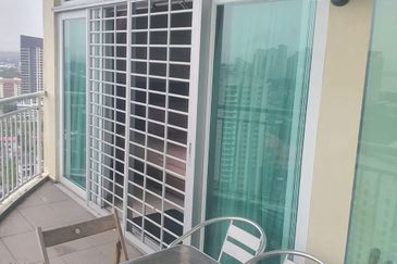 Golden Sands Seaview Residence