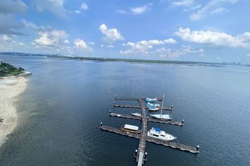 Royal Strand @ Country Garden Danga Bay