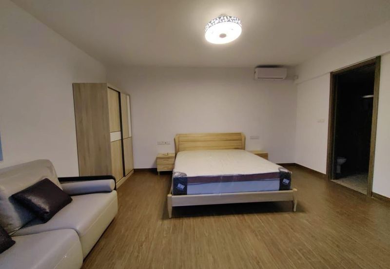 Forest City Golf Resort, Gelang Petah