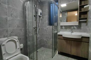 Forest City Golf Resort, Gelang Petah