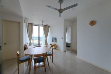 D\'Pristine @ Medini