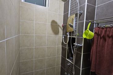 Bina Park Bandar Seri Alam